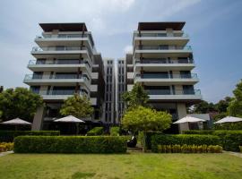 Escape II CondominiumE225 โรงแรมในแม่พิมพ์