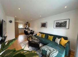 East Rd, apartment in London