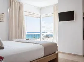 Sea View Beach Penthouse - Athens Coast