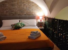 Robert holiday apartment, hotel dicht bij: station Catania centraal, Catania