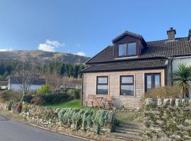 Rock Cottage, hótel í Ardentinny