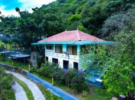Shisiram-Italian Luxury cottage Tabor Hills Resort