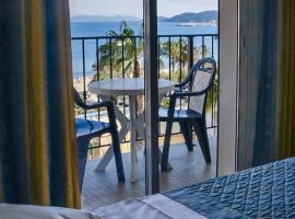 Anglade Hotel, hotel em Le Lavandou