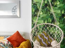 Apt 6P - Standing RER Tram Paris Orly Velizy、ル・プレシ・ロバンソンのホテル