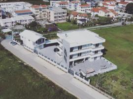 FAMILY-FRIENDLY APARTMENTS, apartment in Donji Štoj