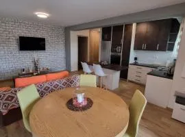 CASA DI NIMA