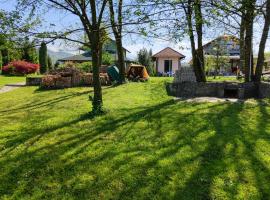 Vikendica Rada, cabaña o casa de campo en Loznica