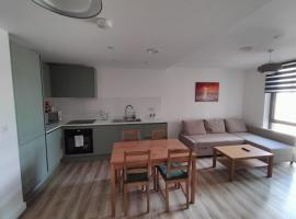 Lovely Apartment with Free Parking One Bedroom 416, apartmán v Lutone
