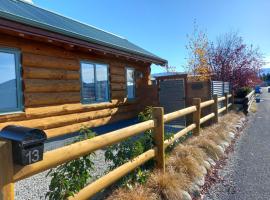 The Cabin, brunarica v mestu Twizel