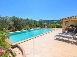 Stunning Home In St Marcellin Ls Vaiso With House A Mountain View, hotel with parking in Saint-Marcellin-lès-Vaison