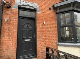 Burleigh House - 3 Bed House