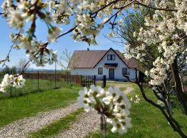 Căsuța din Deal, hotel din Târgu Neamţ