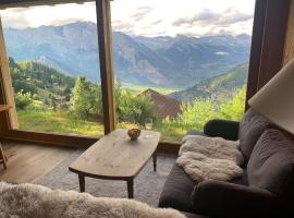 Cozy chalet with magic view & location, hotel with parking in Riddes
