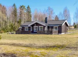 Beautiful Home In Aremark With Kitchen