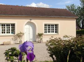 La Petite Maison, hotel keluarga di Givry