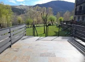 Apartamento con terraza y jardín Besiberri 1