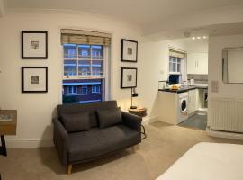 Studio flat in the heart of St. Johns Wood, hotel blizu znamenitosti podzemna postaja St John's Wood, London