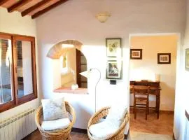 Apartment with Little Arch