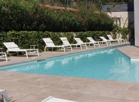 Apartment 4B Formentor sea view & pool in Cañamel, hotel en Canyamel