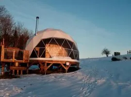 mi-clos - luxury pods with private jacuzzis、Orfordのラグジュアリーテント