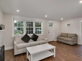 Cape Cod - Dennis Beach House - Walk to the Beach