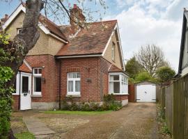 Framingham, holiday home in South Hayling