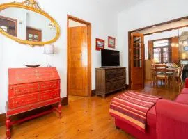 Best House Center - with Garage