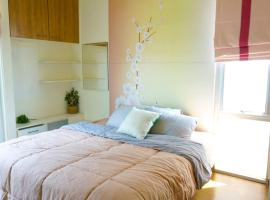 The IRIS no.301 : 2 Bedrooms near Huamark Station, hotel met parkeren in Ban Bang Toei (1)