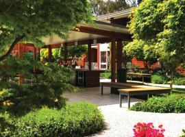 Forrest Hotel & Apartments, hotel in Canberra