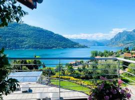 Vela di Soleville camere con e senza vista lago con ristorante & pizzeria, hótel í Sale Marasino