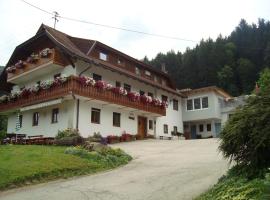 Haus Ase - Urlaub am Bauernhof, hotel v destinaci Ossiach