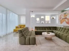 The MOSS - Beach Design Villa in Central Corralejo - by LUNA