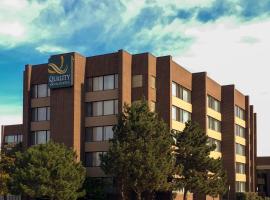 Quality Inn & Suites Orland Park - Chicago, hotel di Orland Park