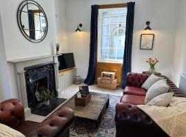 Quayside Georgian Townhouse, pet-friendly hotel in Kings Lynn