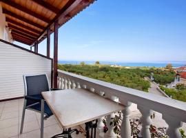 Zante View Family Studio 2, apartment in Tsilivi