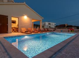 Vila Vanessa Trogir - Čiovo, holiday home in Trogir