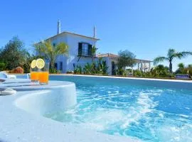 VILLA CARACOL Heated Swim Spa & Mini-Golf