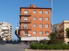 Hostal Zurich, privat indkvarteringssted i Sant Feliu de Guíxols