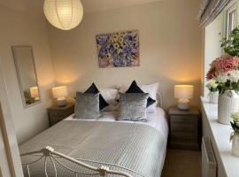 Comfortable new home in Isleham, hotel v destinaci Ely