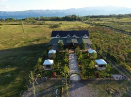 Hotel Culaj, khách sạn ở Koplik
