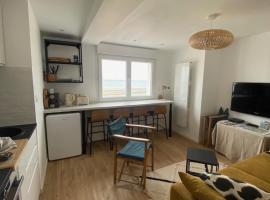 L’Abri Cotier - Appartement face mer 2/4 personnes, hotell i Fort-Mahon-Plage