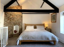 The Vottage - 3 bed cottage, hotell i Plymouth