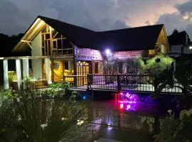 Chalet del lago Santa Elena