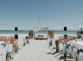 Laiya Riviera by Yemaya powered by Cocotel, hotel v destinaci San Juan