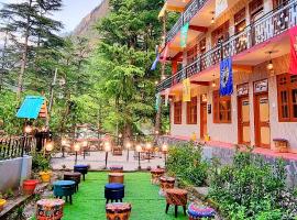 Hogwartz Hostel, albergue en Kasol