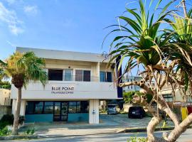 Ocean Front Condo BLUE POINT OKINAWA, hotel med parkering i Jima