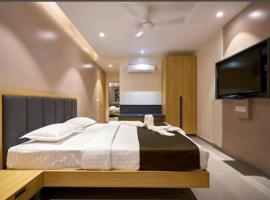 Elite Inn, Kolhapur, 100 Mts from Railway Station, hotel dicht bij: Luchthaven Kolhapur - KLH, Kolhapur