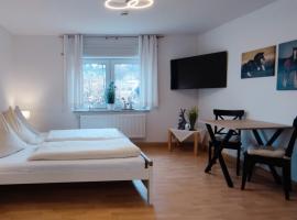 Dorfschänke DEGGENDORF Hotel & Apartmenthaus, hotelli kohteessa Deggendorf