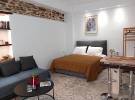 Nisos suite, holiday home in Ermoupoli