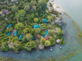 Flameback Eco Lodge, hotel v destinaci Tissamaharama
